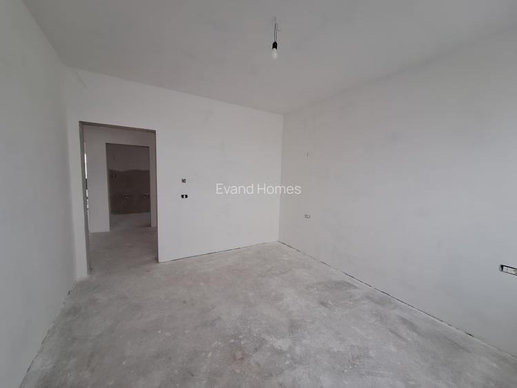 Duplex cu 5 camere, 3 bai - izolat fonic - Sacalaz - 10