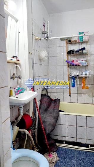 Apartament 2 camere de vanzare Alba Iulia zona Cetate etaj 1 - 5