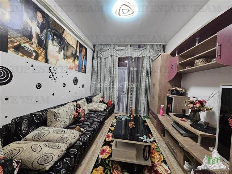 Casa spatioasa si versatila de vanzare in Eforie Nord - ideala pentru locuinta + - 8