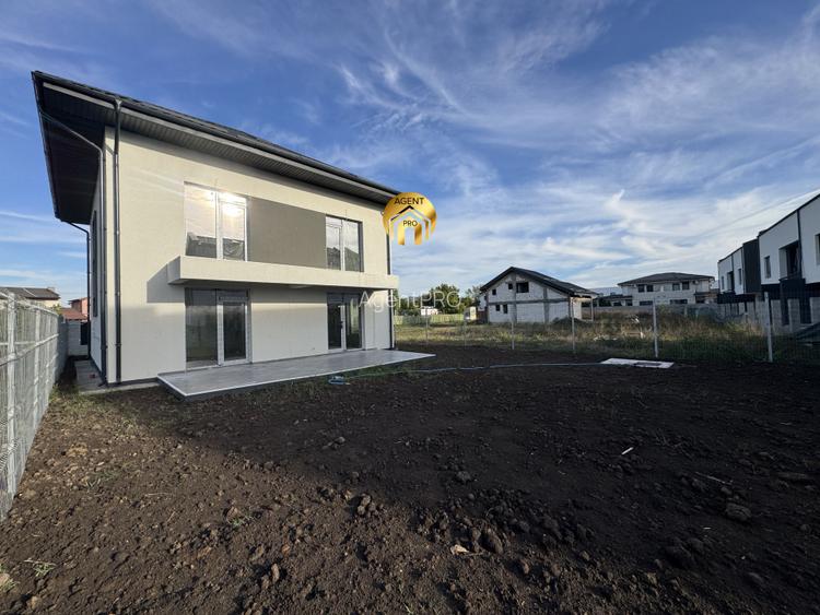 Vila Individuala Spatioasa P+1+M - 413mp teren - Aproape de DN1 - 3