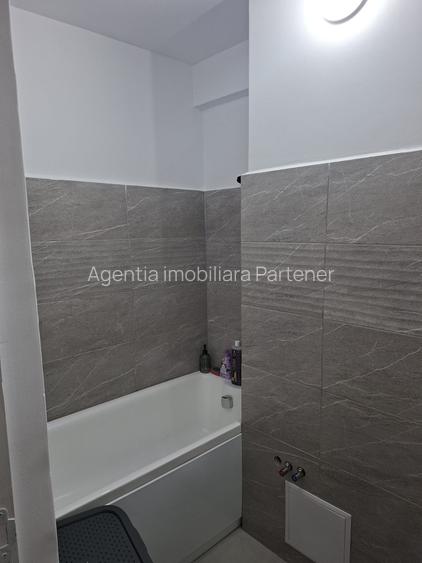 3 camere Banat , RENOVAT Decomandat / Centrală , preț NEGOCIABIL - 11