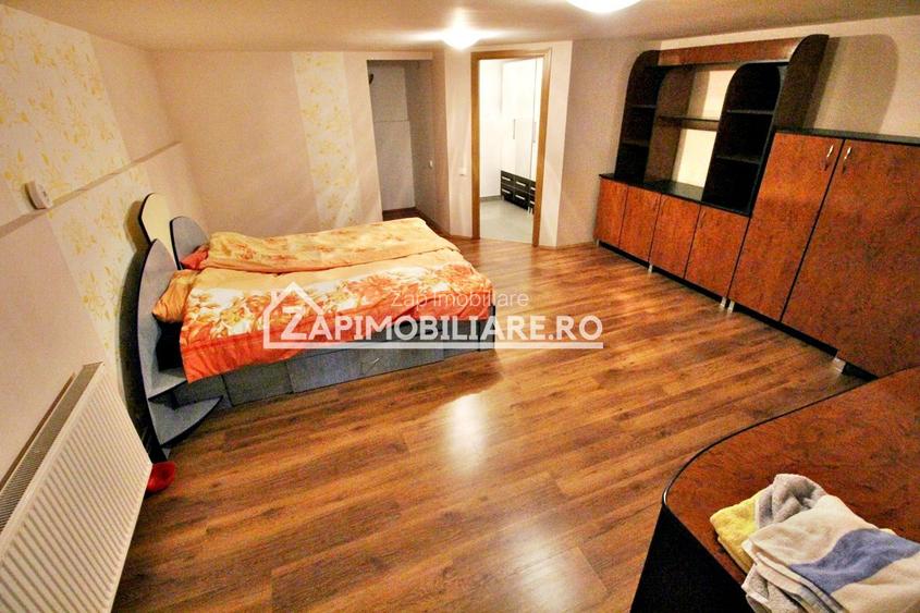 Apartament 4 camere la casă  de închiriat,zona Platou - 8