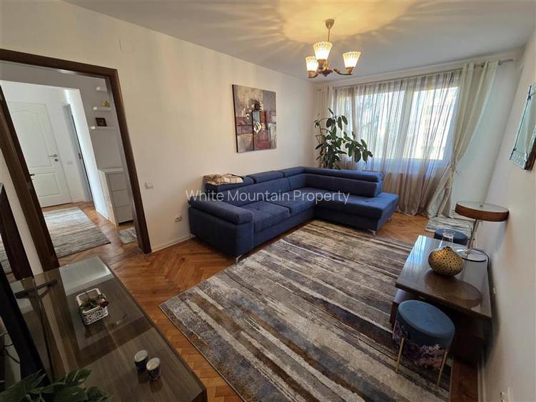 Apartament 3 camere cu priveliste zona Bd. Victoriei - 17