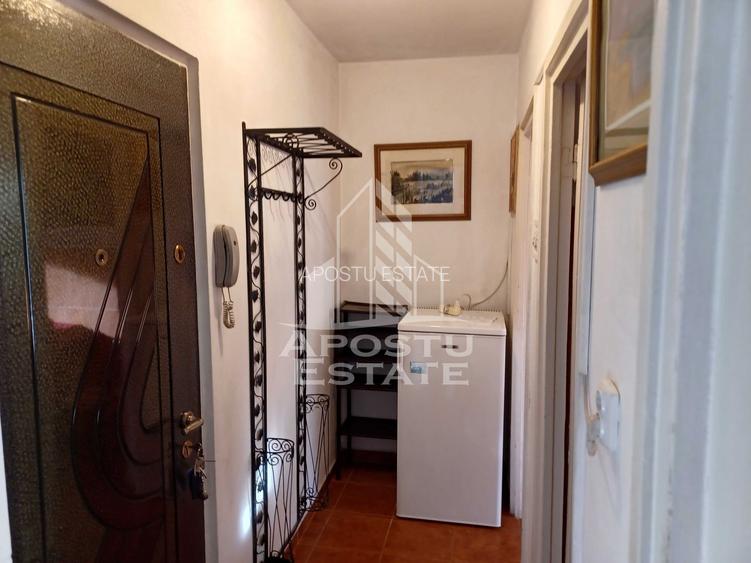Apartament cu 1 camera , centrala proprie , Zona Medicina - 5