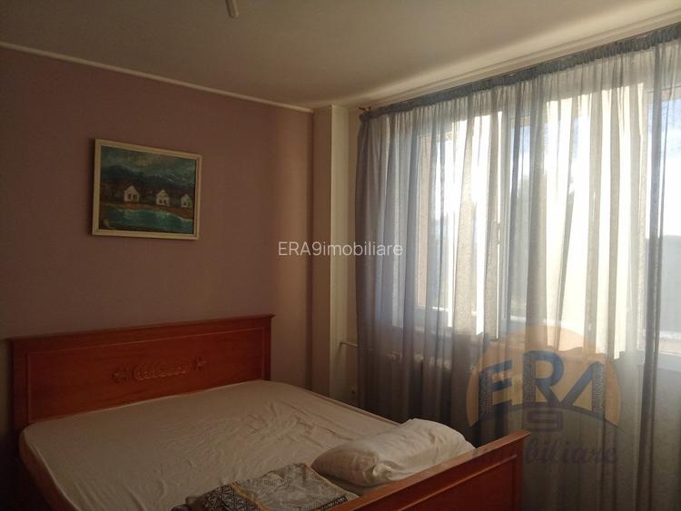 Apartament 4 camere,Bloc reabilitat ,Decebal, Str. Splaiul Crisanei - 2