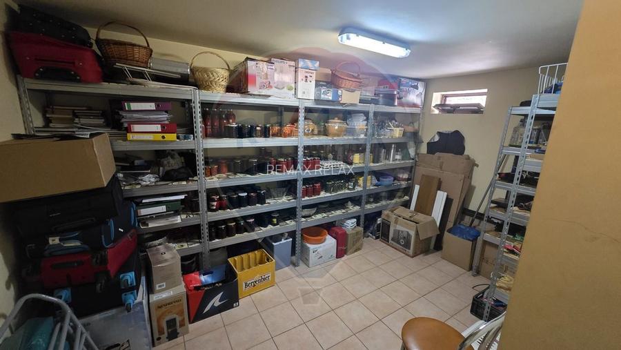 Casă / Vilă de vânzare în zona Calugareni, jud. Vaslui - 0% Comision - 27