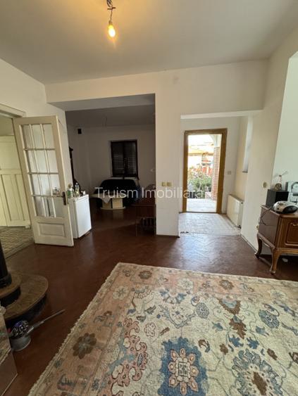 Vila solida, D+P+ Et 1 +  M, Ultracentral- Bulevard - 18