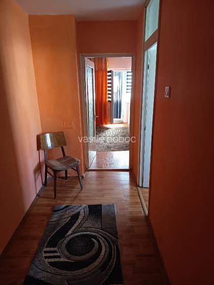 De vînzare ap .2 camere etaj 3 /4 str.Dunarii zona L - 2