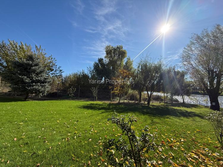 Vila Superba cu deschidere la Lac *Petrachioaia* - 11