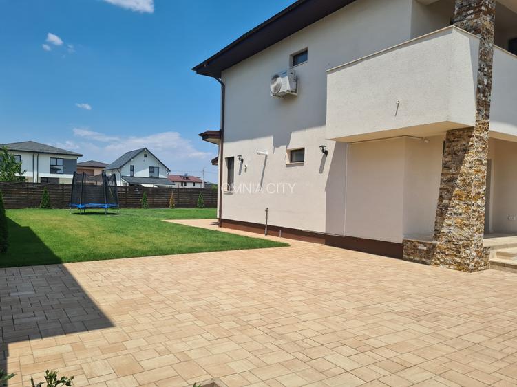 OMNIA-Proprietati alese! Casă la superlativ: curte mare, detalii  atragatoare. - 7