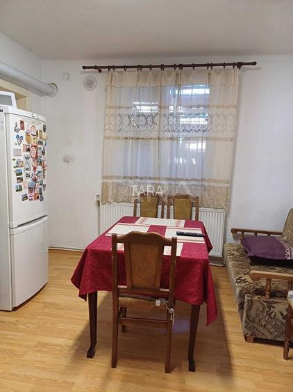 Casa individuala, zona centrala, poziționare excelentă, teren generos. - 2