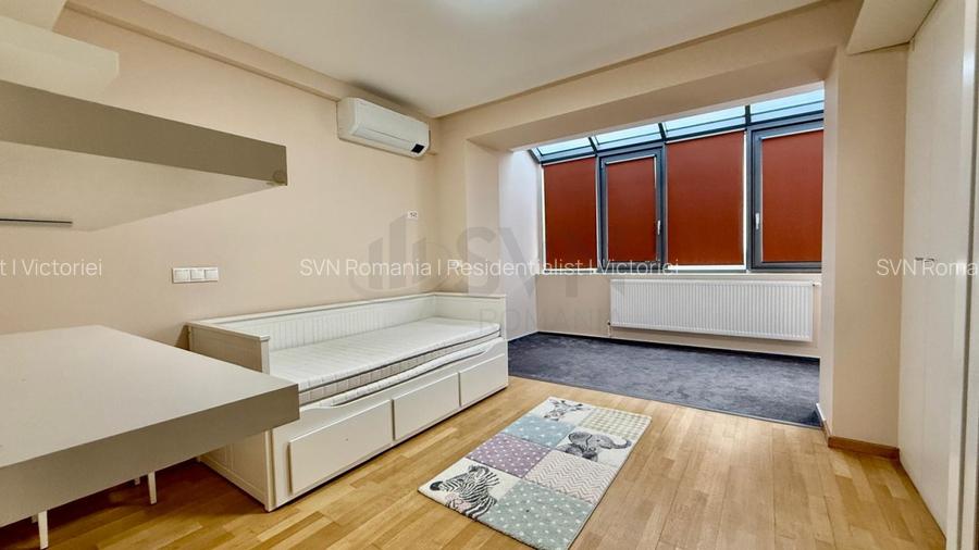 REA1027216 Penthouse Green Lake - 7