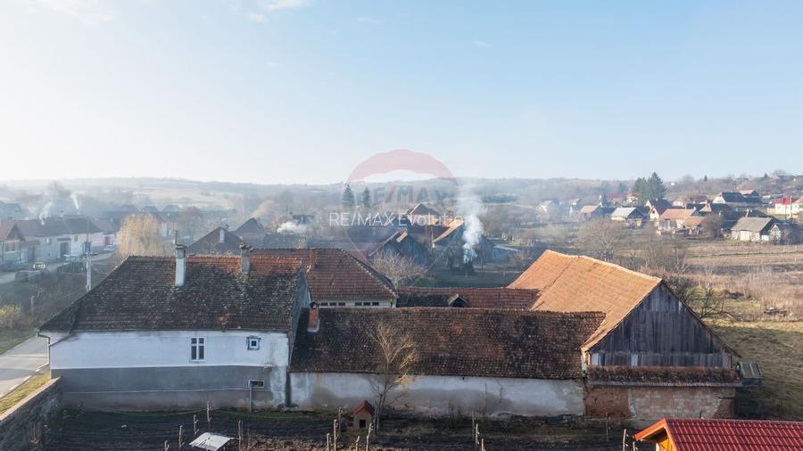 Comision 0%! 2 case Cincu, teren 2134mp, sura & curte libera - 32