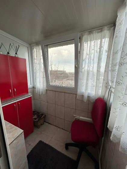 Vând garsonieră pe aleea Pelicanului, 23 mp, et 3/4 - 7