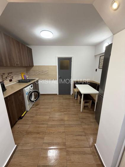 Apartament 2 camere de închiriat Piața Sudului - 4