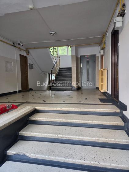 Apartament 2 Camere,Berceni,Piata Sudului, SEMIDECOMANDAT. - 2