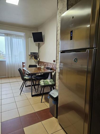 Apartament cu 3 camere, mobilat si utilat - Piata Centrala - 13