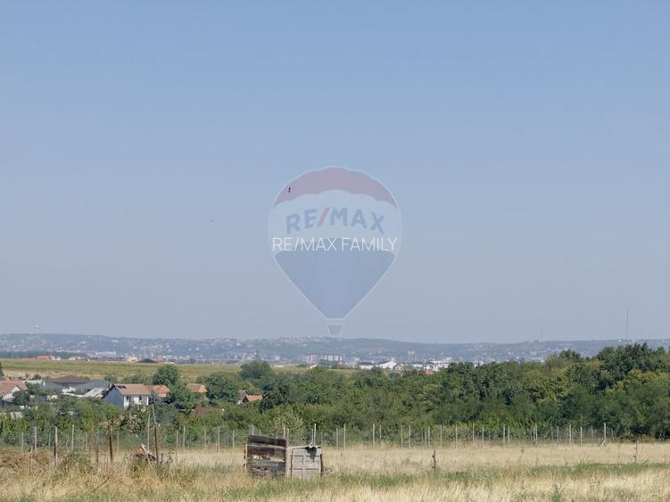 Teren 2,841mp Apateu / Strada Principala langa Biserica Ortodoxa - 3