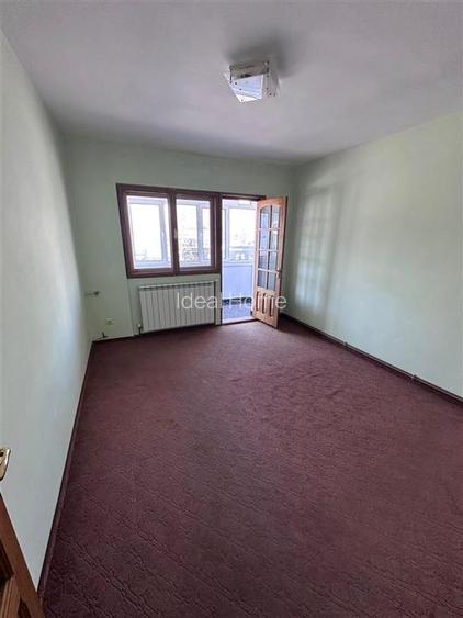 Apartament 3 camere etaj 1 rond Podu Ros - 2