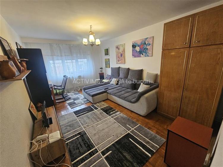Resita, 2 Cam. Dec., Mobilat+Utilat, Calea Timisoarei - 14