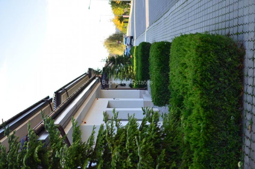 Vila 7 dormitoare piscina nemobilat Oxford Gardens - 6