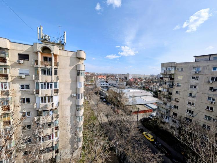 Liberty Mall-Rond Cosbuc,Nasaud stradal,bloc/scara impecabile,semimobilat,S-E - 11