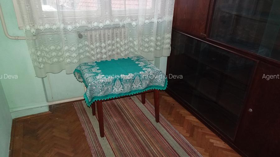 Vand apartament cu 4 camere cu garaj si beci in duplex in Deva, - 5