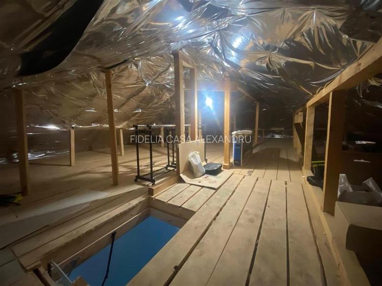 Casa P+Pod , 4 camere , 479 mp teren - Breazu  , Iasi - 19