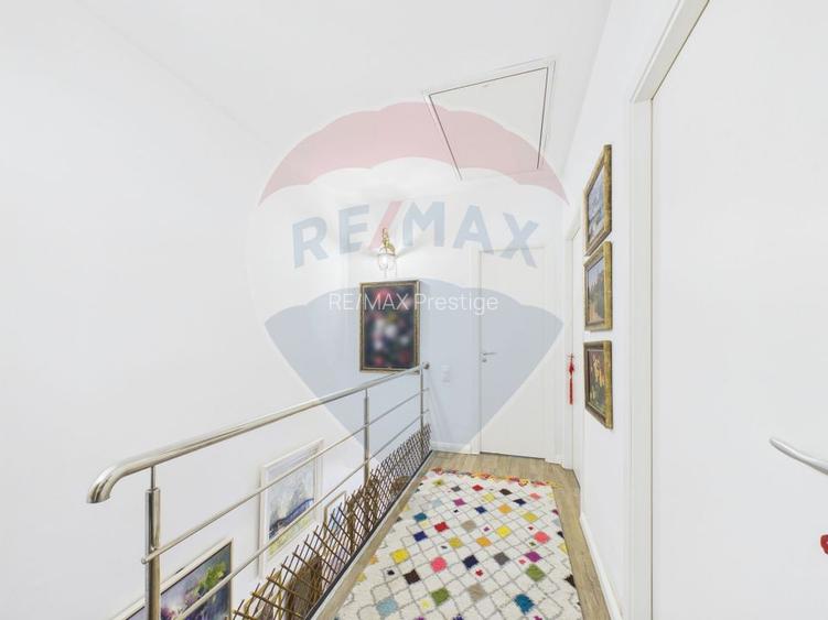 Casă / Vilă cu 3 camere de vânzare - 9