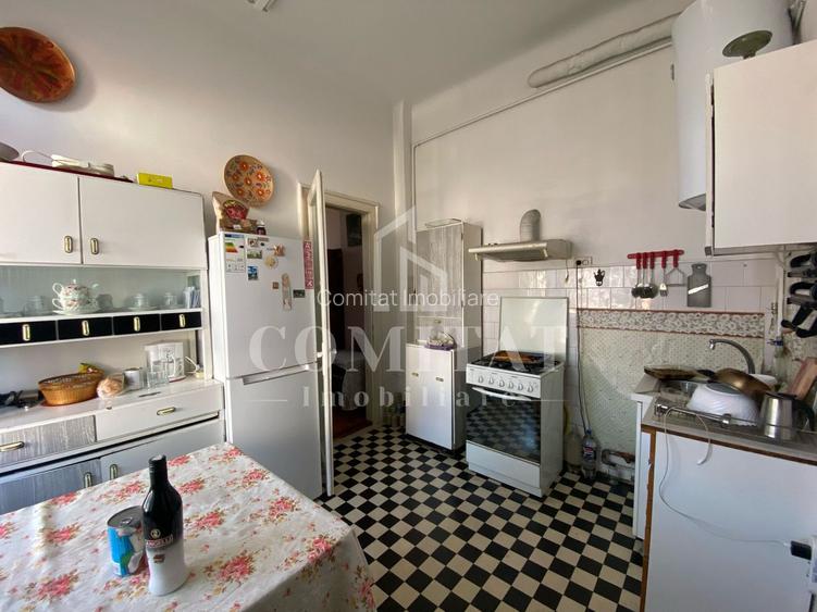 Apartament ultracentral cu 3 camere | 71 mp | - 10