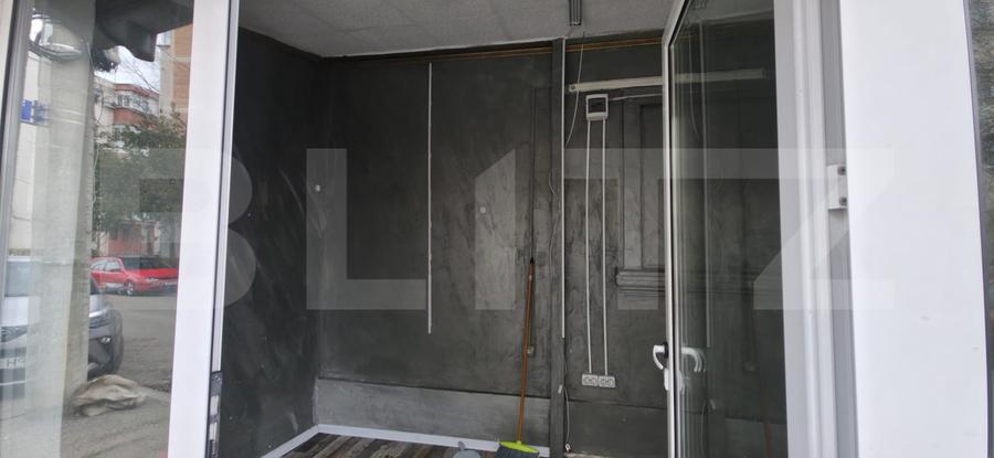 Spatiu comercial de inchiriat, 10 mp, zona Lupeni