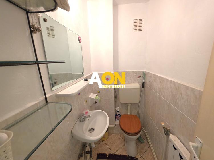 Apartament 3 camere decomandat, etaj 1, zona Tolstoi Cetate