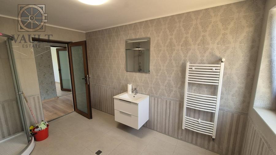 Vilă spațioasă în Buftea-Locație centrală, vizibilă și ușor accesibilă
