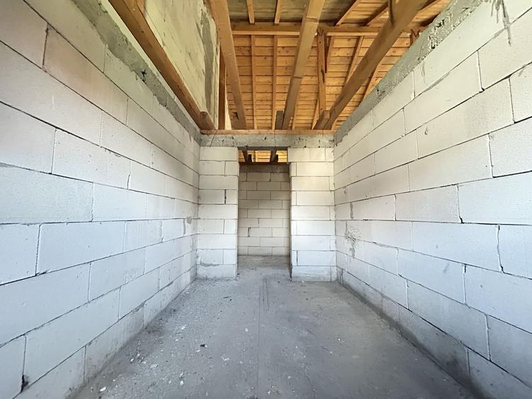 Casă individuală P+M Lumina | 90mp utili | Pod mansardabil | Curte