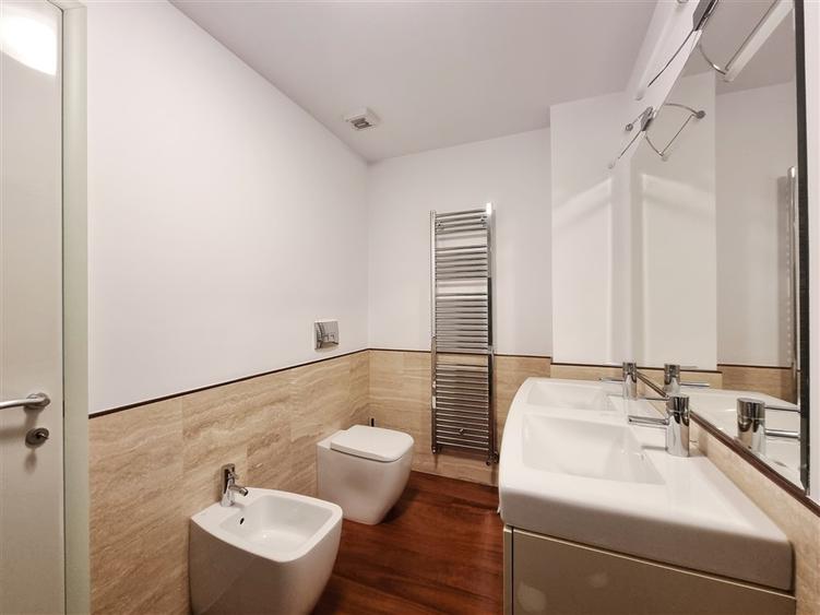 Kiseleff Rent | Spacious 2-bedroom | 140 sqm + Balconies | 2 Parking Spaces