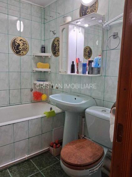 Ap 3 camere confort 1, decomandat, Bariera - Calarasi, mobilat - 2