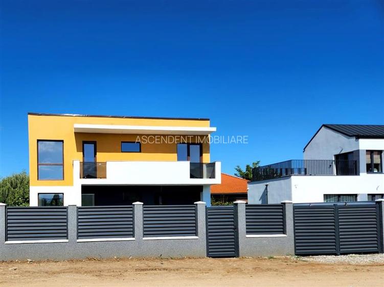 Vila superba cu 5 camere, intabulata 2025, P+E, toate utilitatile.  Harman - Bra - 4