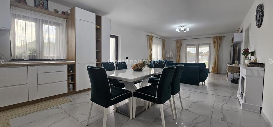 Vila moderna cu piscina in Prejmer - Comision 0% - Cod Intern 2933 - 3