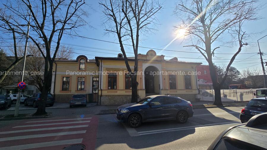 Cladire speciala de VANZARE  sau de INCHIRIAT  ultracentral Focsani - 46