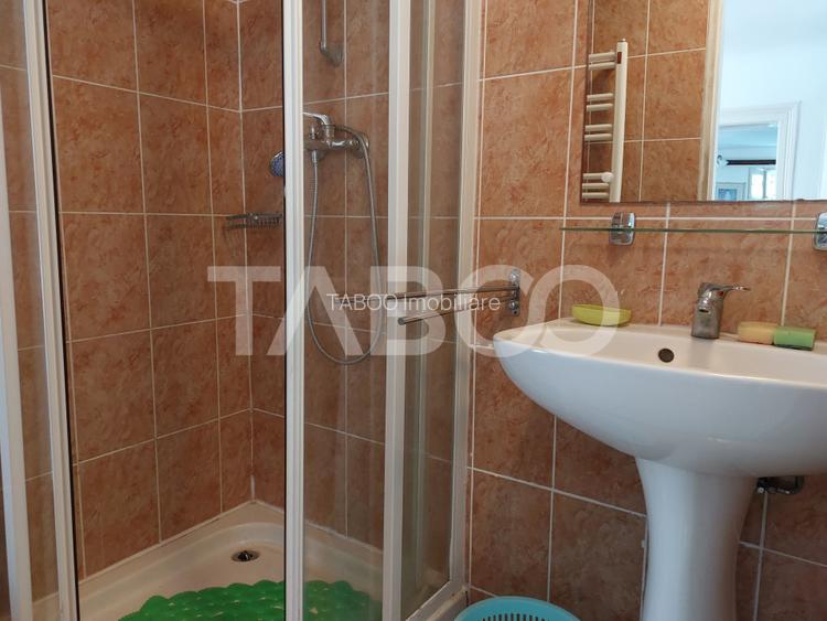 Casa de vanzare cu 2 apartamente separate si teren 500 mp Cisnadioara - 26