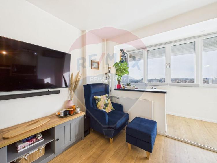 De vanzare | Apartament 2 camere | Unirii - 10