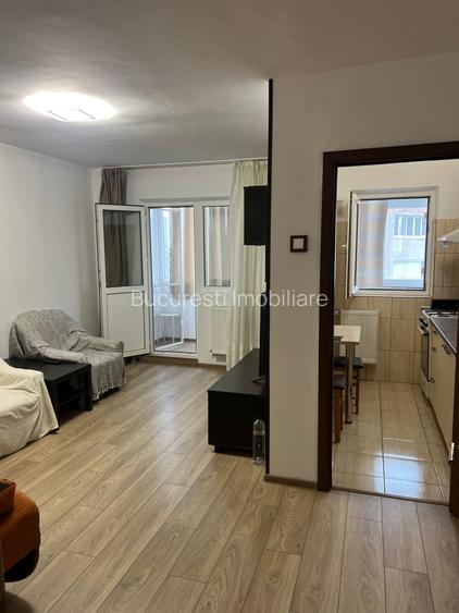 Garsoniera,Metrou Titan,Park Lake,mobilat ,utilat ,nou, etj 7/10, - 3