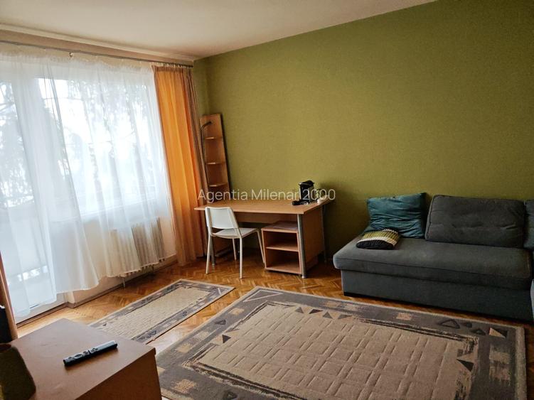 oferta excelenta; la 8 minute de Facultatea de Medicina si Farmacie la etajul 2 - 3