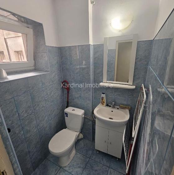 Apartament 3 camere,2 bai,zona Judetean - 7