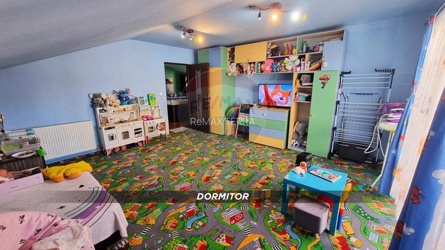 Casă / Vilă cu 5 camere de vânzare în zona Orasul Vechi - 25