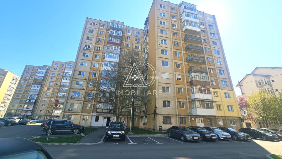 Garsonieră de vânzare – zona 9 Mai, Aleea Plopilor - 7