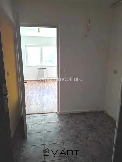 Garsoniera decomandata zona Promenada Mall - 4