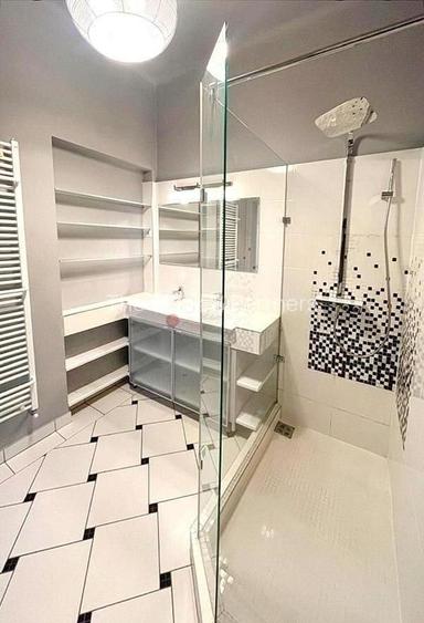 Apartament In Vila- Zona cu Multiple facilitati - 2