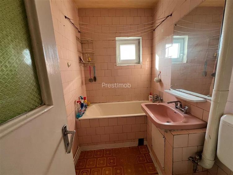 Apartament cu 4 camere de vânzare in Dambu - 5