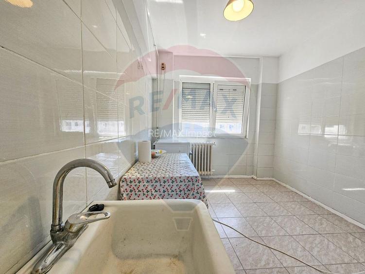 Apartament de vanzare 3 camere Drumul Taberei, Metroul Ialomitei - 9